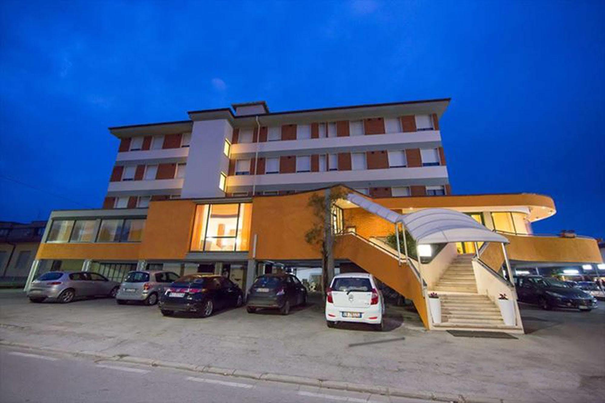 Hotel Toscana Figline Valdarno Exteriör bild